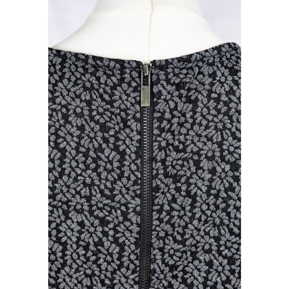 Loft Size 8 Dress Knit A-Line Floral Short Sleeve Black Gray - Picture 3 of 6